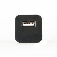 Зарядний пристрій Vinga CB 03 SOLO Black 5V 1A (LPA0030BK)
