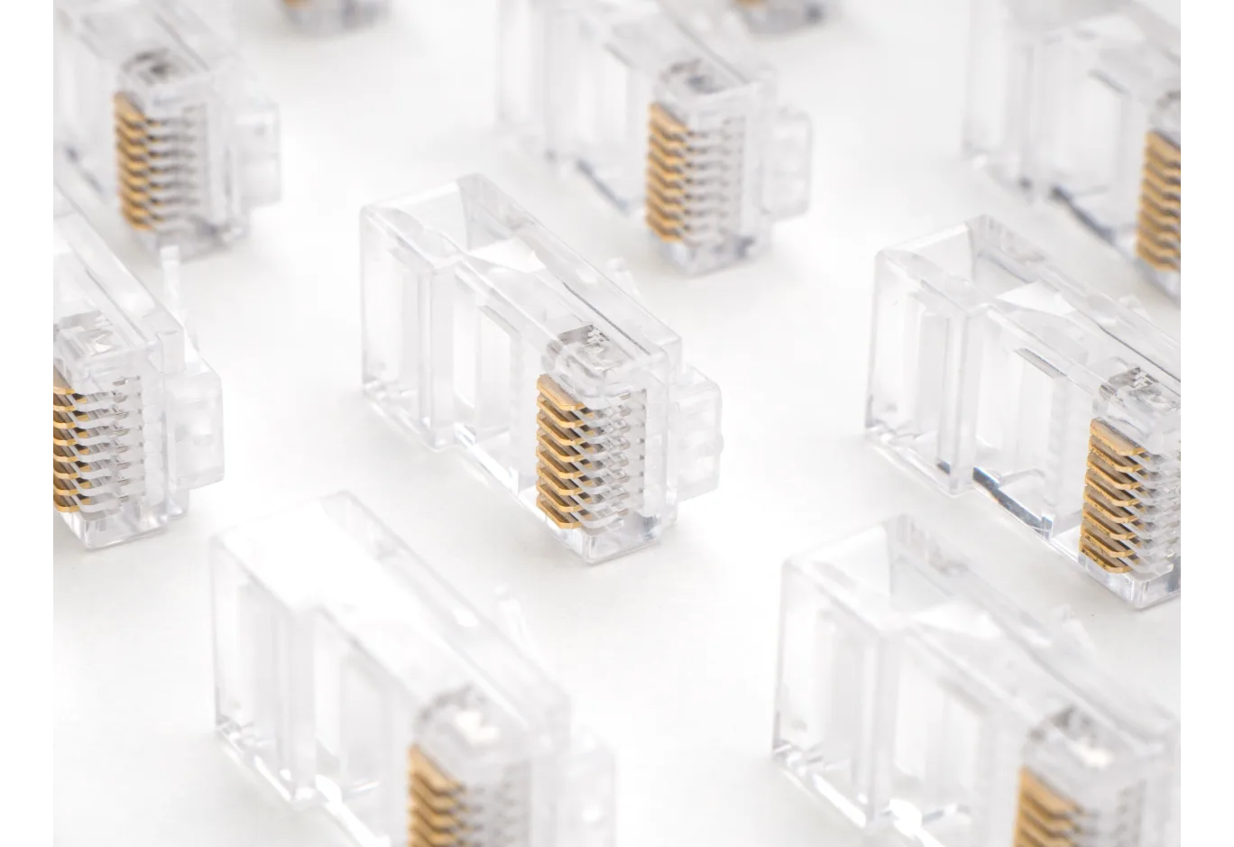 Connector Vinga RJ-45 UTP 100 шт. (VCPCON8P8CUTP)