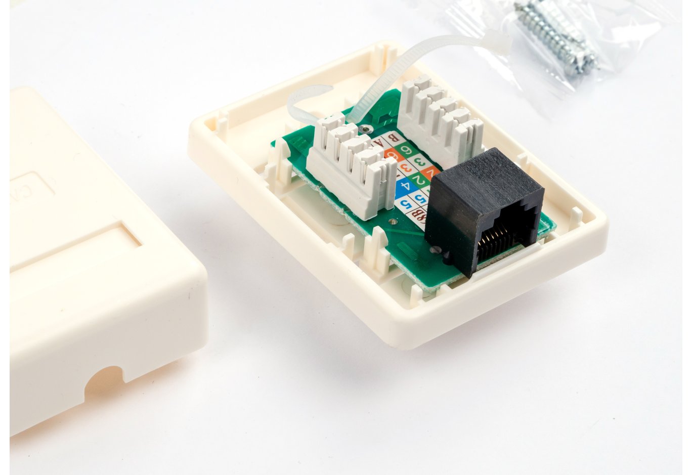 Комп'ютерна розетка RJ45x1 UTP cat.5e 8P8C Vinga (VCPRJ45O1NE)