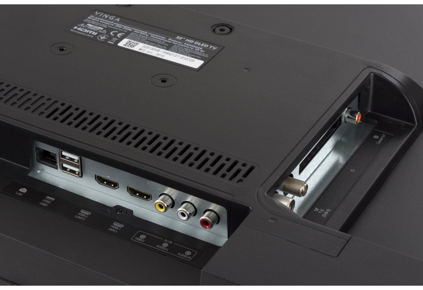 Телевізор Vinga S32HD22B